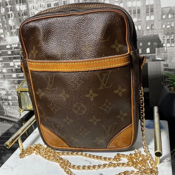 Authentic Louis Vuitton Monogram Amazon Bag - Picture 4 of 16